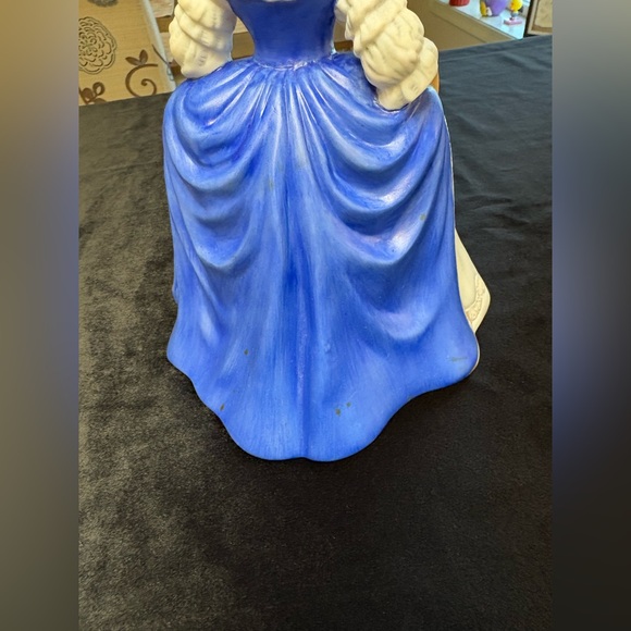 Franklin Mint Cathrine The Great Figurine / Porcelain Rococo Collectible - Picture 7 of 10